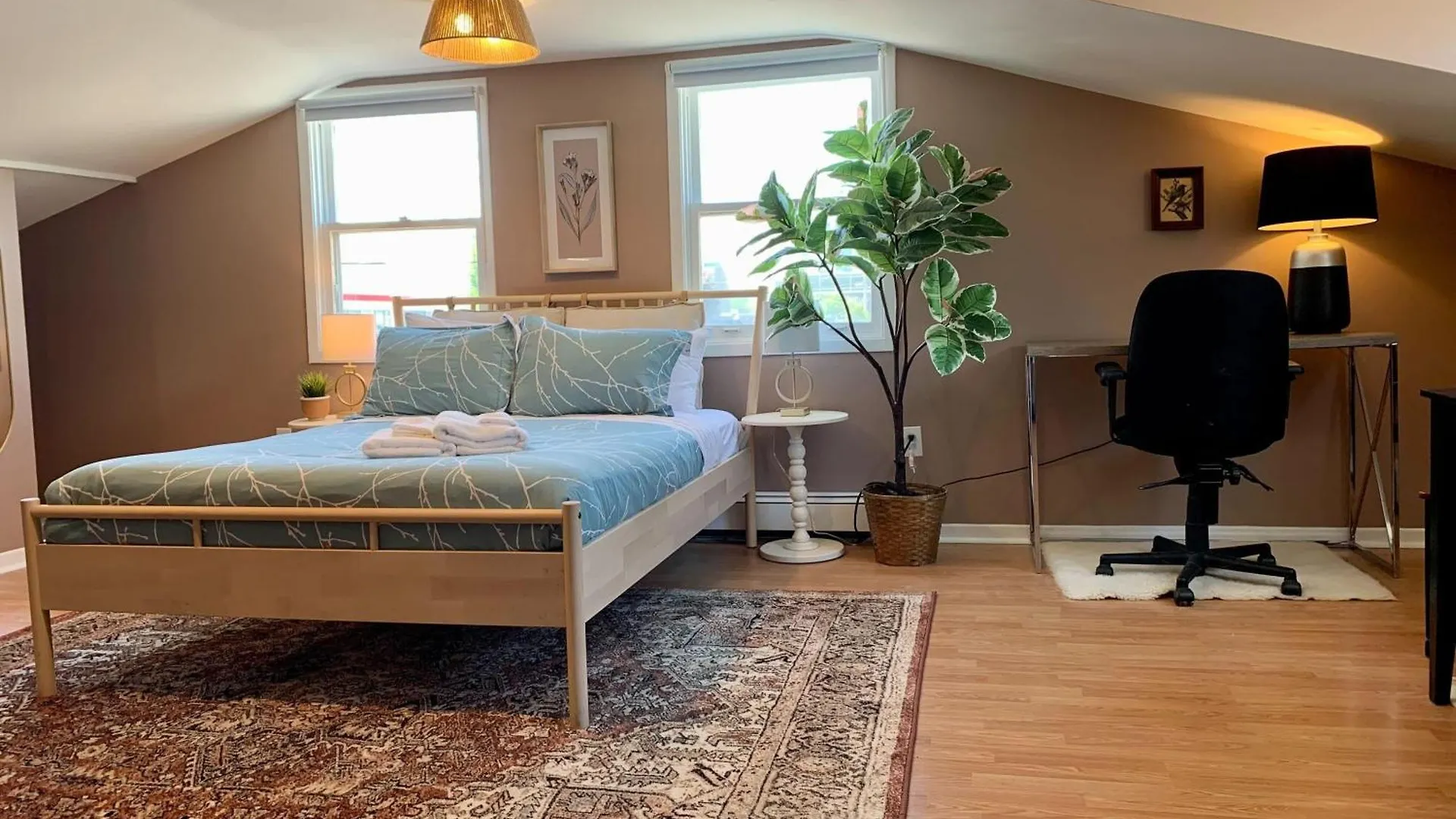Apartment Loft Life With Comfort In The Heart Of Halifax, Unit #5